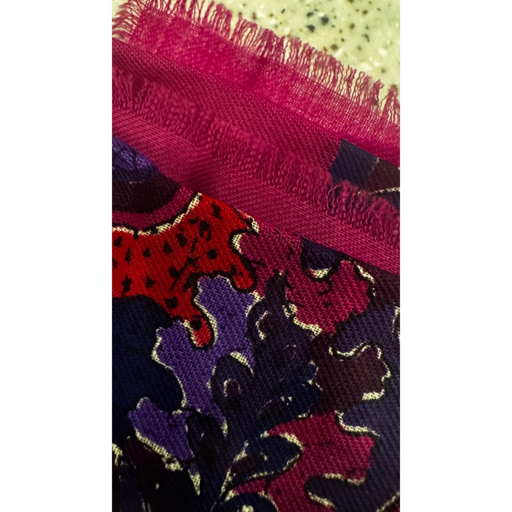 Christian Dior ECharpes Vintage Wool Scarf Magenta Fuscia Paisley Japan 35" RARE - Picture 6 of 10